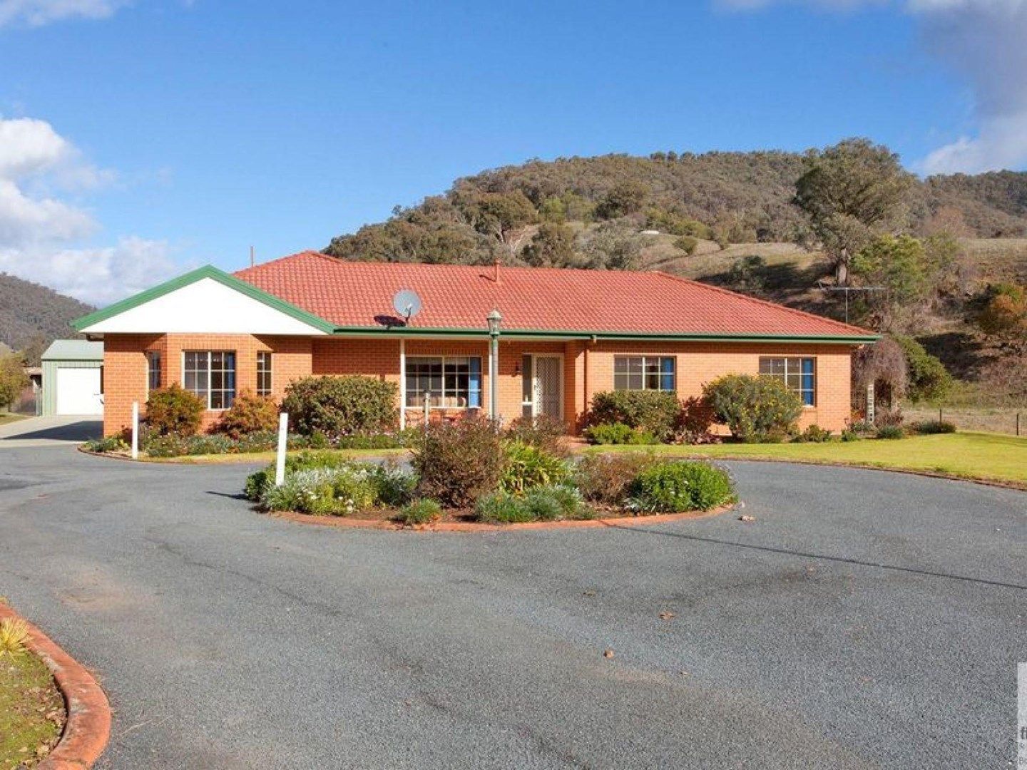 3746 Omeo Highway, Eskdale VIC 3701, Image 0