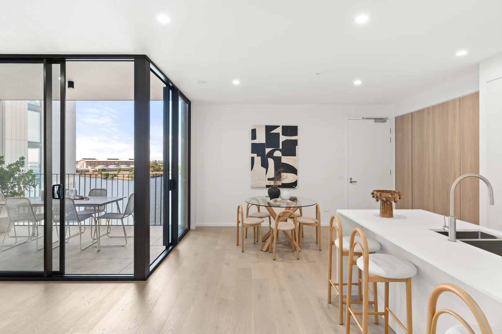 Additional image 12 of Level 5, 504/43 Honeysuckle Drive, Newcastle NSW 2300