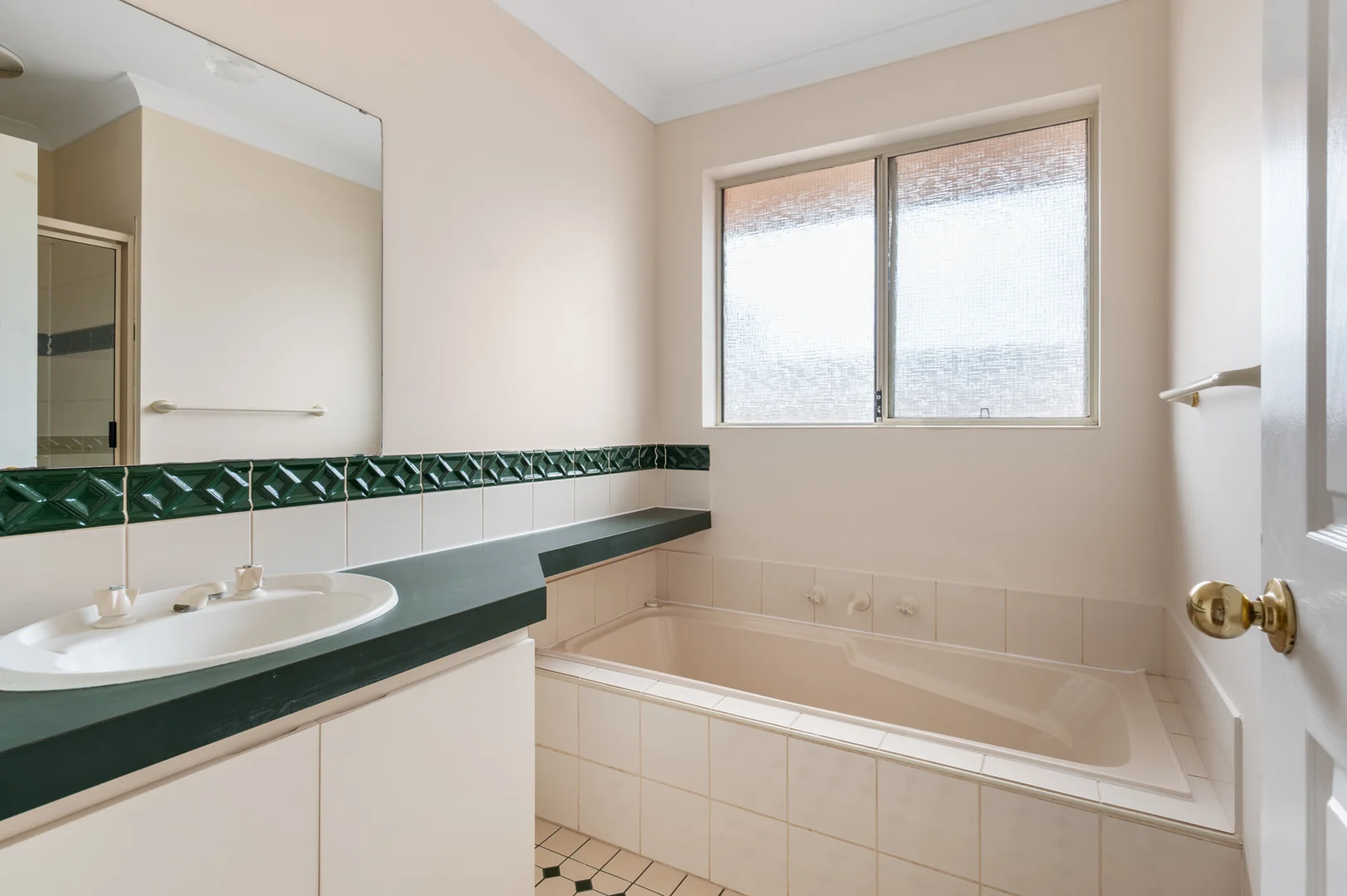 Additional image 12 of 16B Lyall Street, Lamington WA 6430