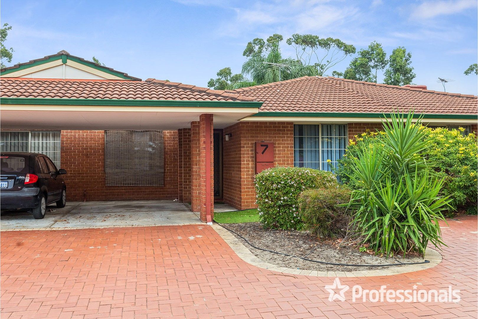 7/14 Coachwood Gardens, Ballajura WA 6066, Image 0