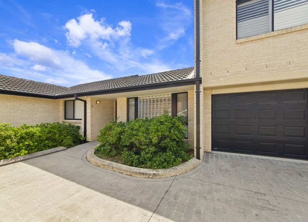 2/42 Wattle Street, East Gosford NSW 2250