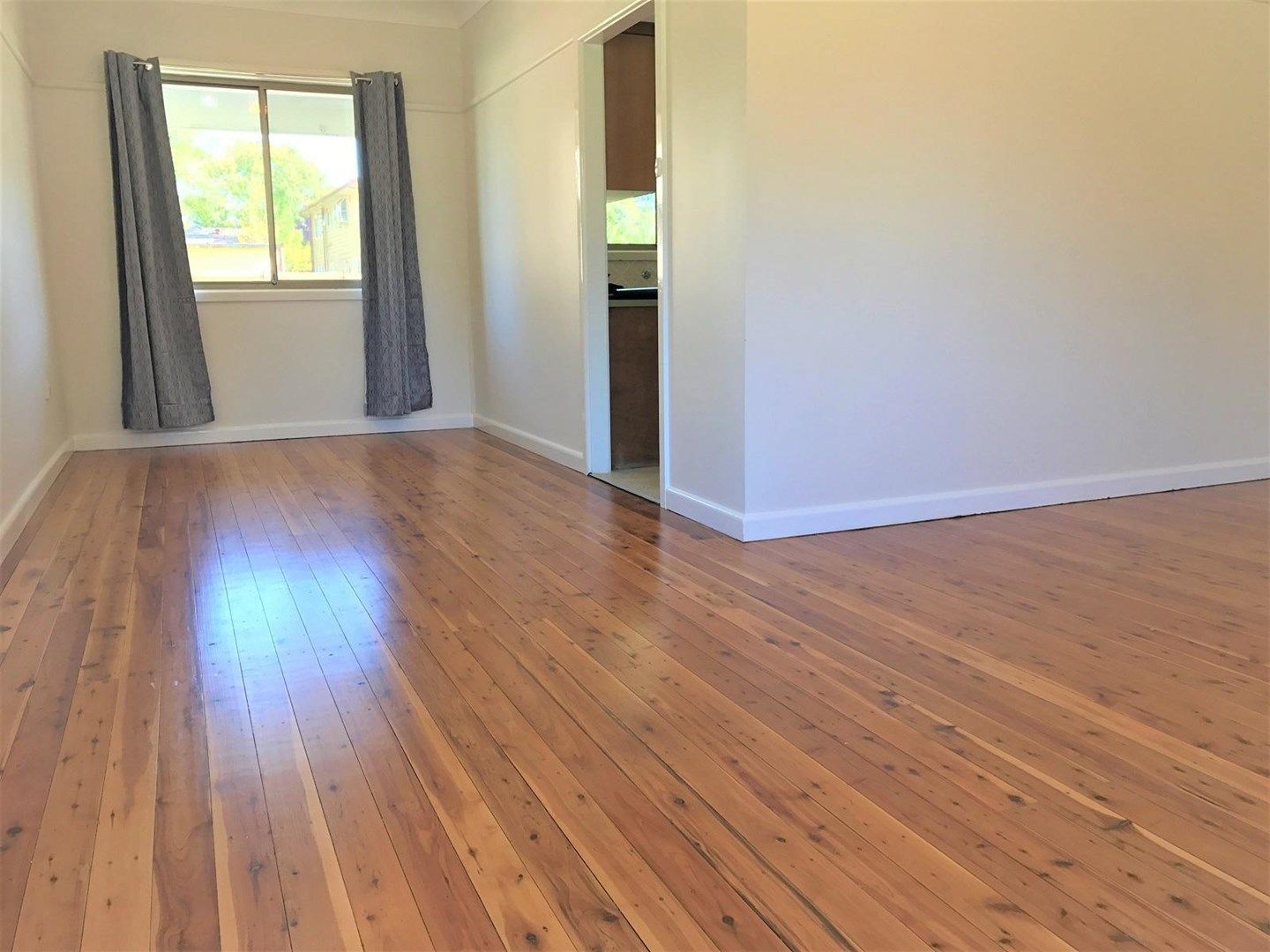 15 Galston Road, Hornsby NSW 2077, Image 2