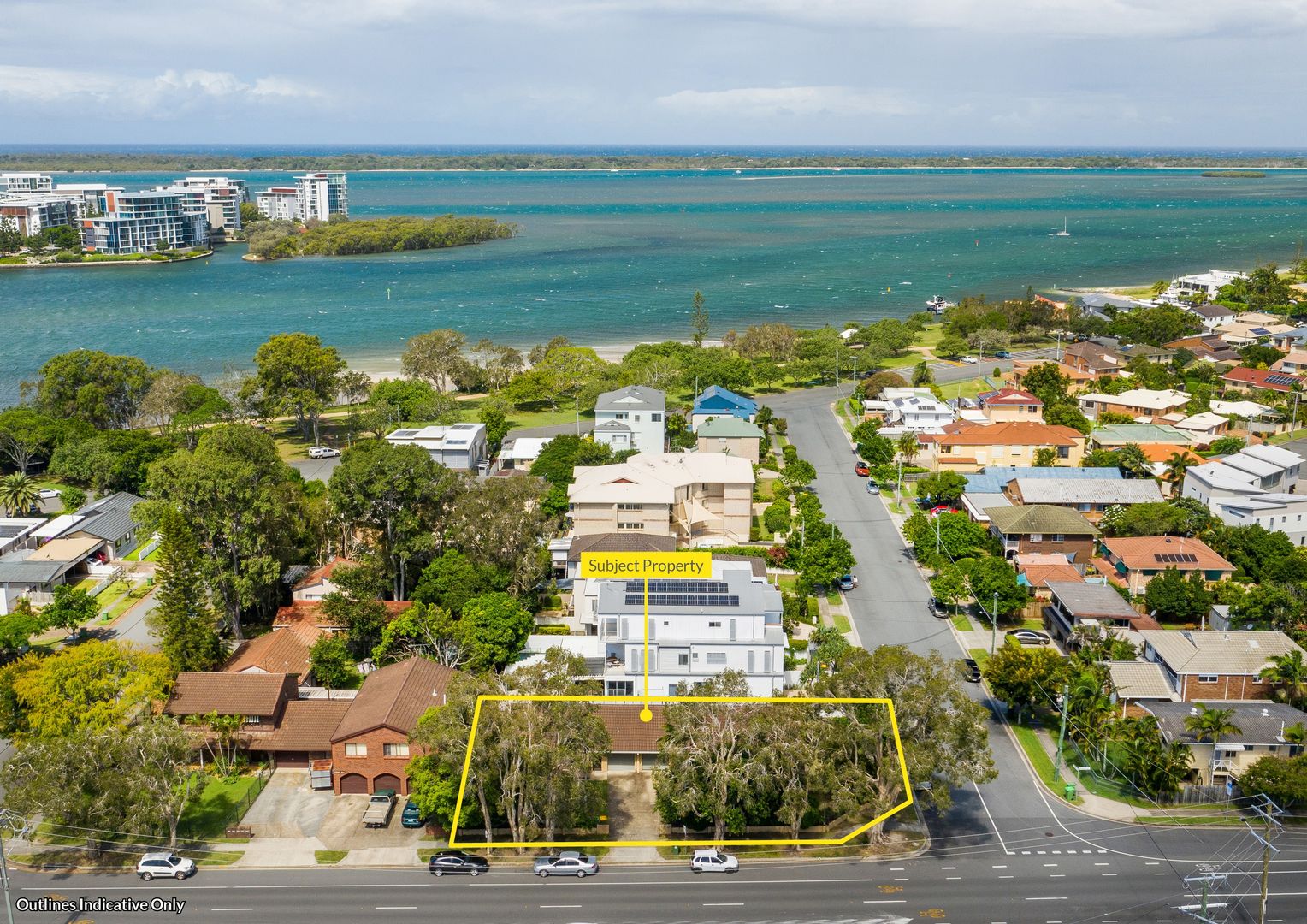 1 & 2/411 Bayview Street, Paradise Point QLD 4216, Image 2