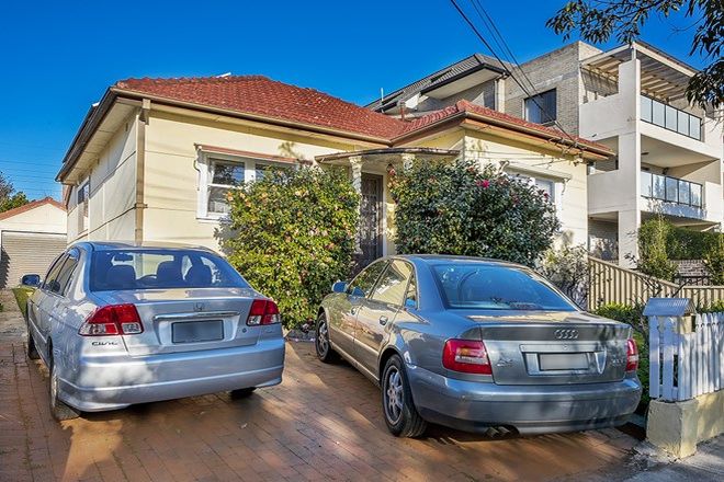 Picture of 32 Courallie Avenue, HOMEBUSH WEST NSW 2140