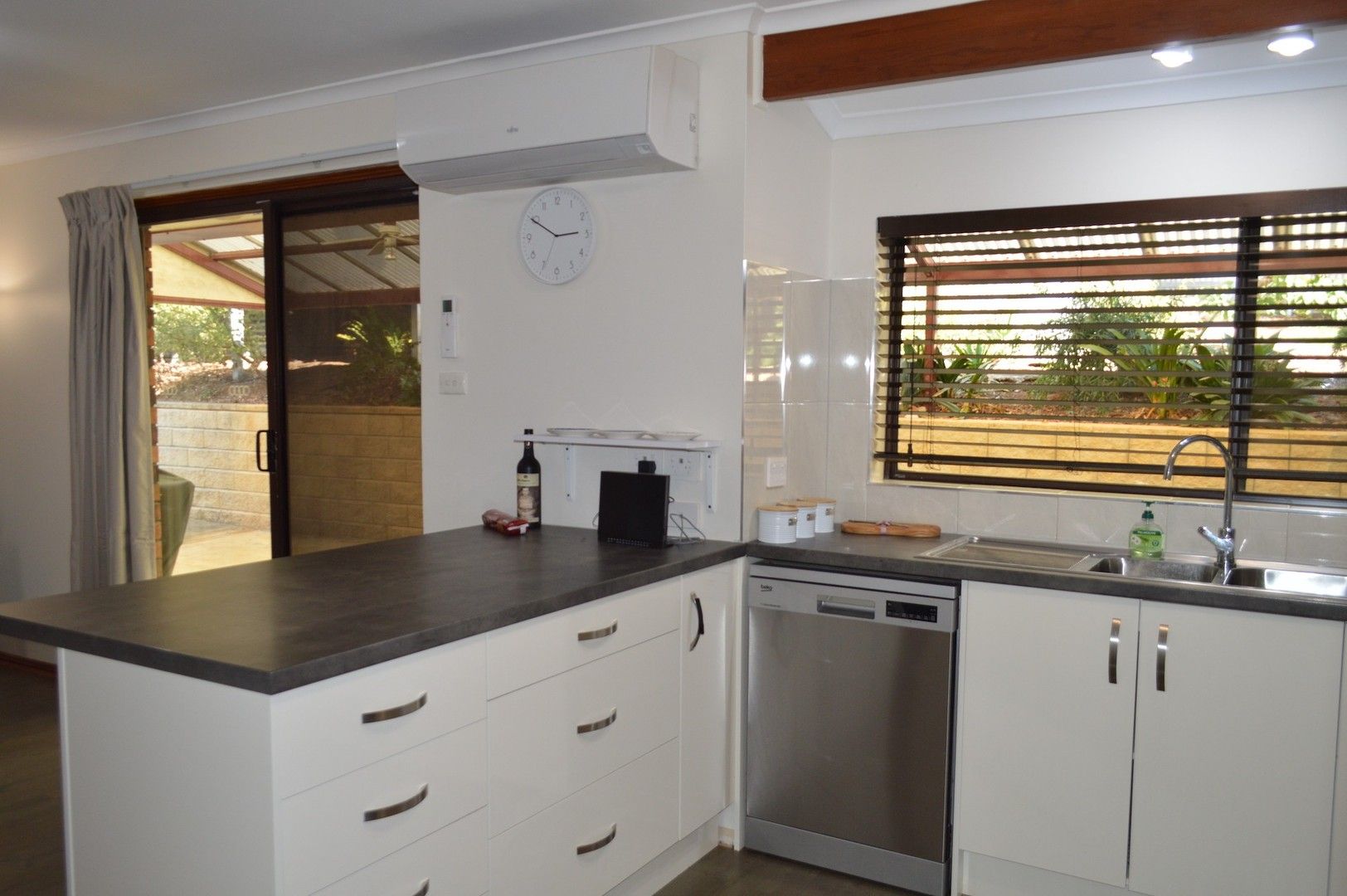 Happy Valley SA 5159 4 beds house for Rent, 1,100 per week