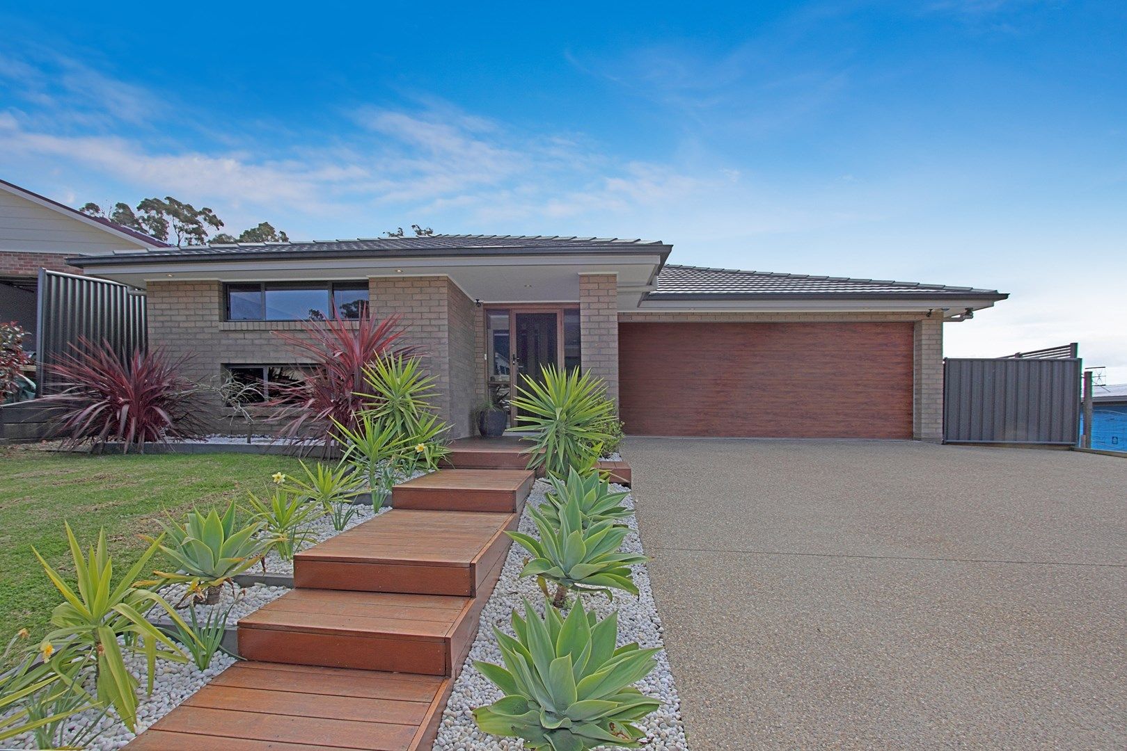 4 Freycinet Drive, Sunshine Bay NSW 2536, Image 0