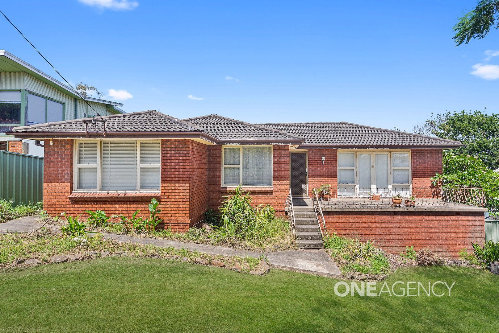 161 Northcliffe Drive, Lake Heights NSW 2502, Image 0