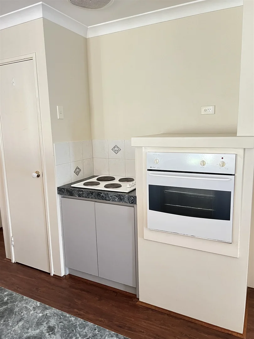 Additional image 8 of 6 Dunlowe Loop, Warnbro WA 6169