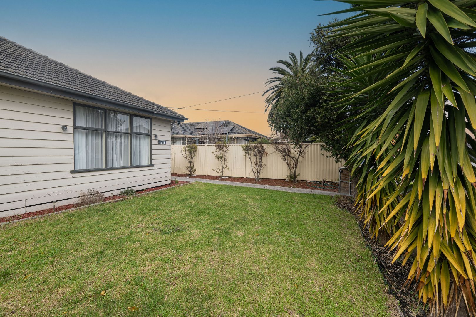 1/16 Worsley Avenue, Clayton South VIC 3169, Image 1