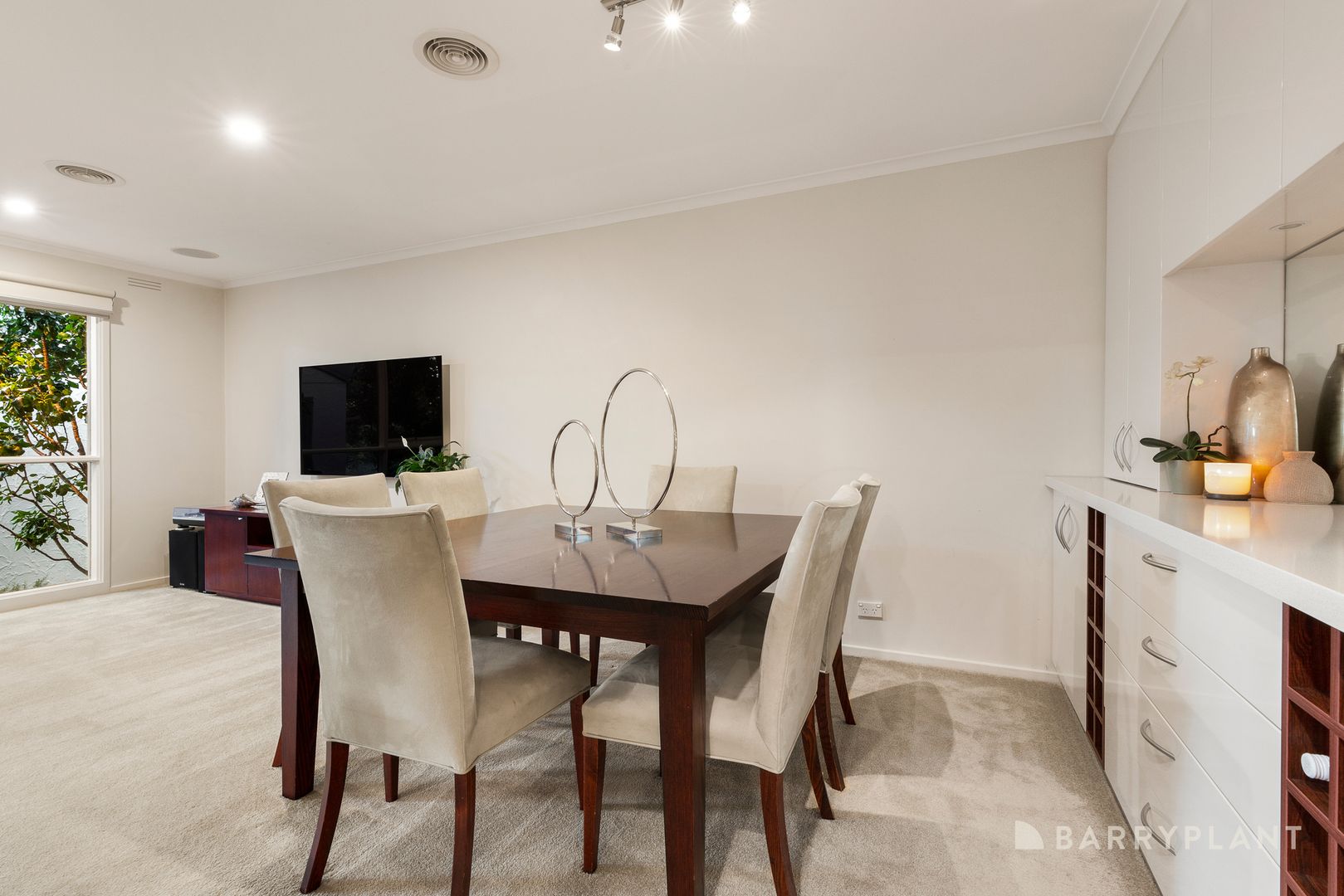 39 Village Drive, Dingley Village VIC 3172, Image 2