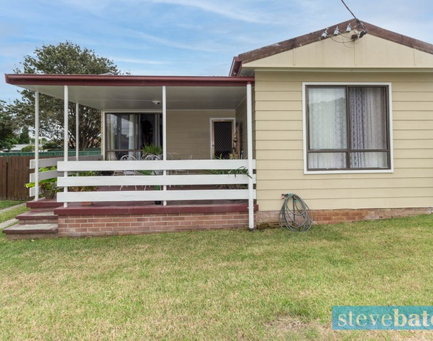 1 Morgan Crescent, Raymond Terrace NSW 2324