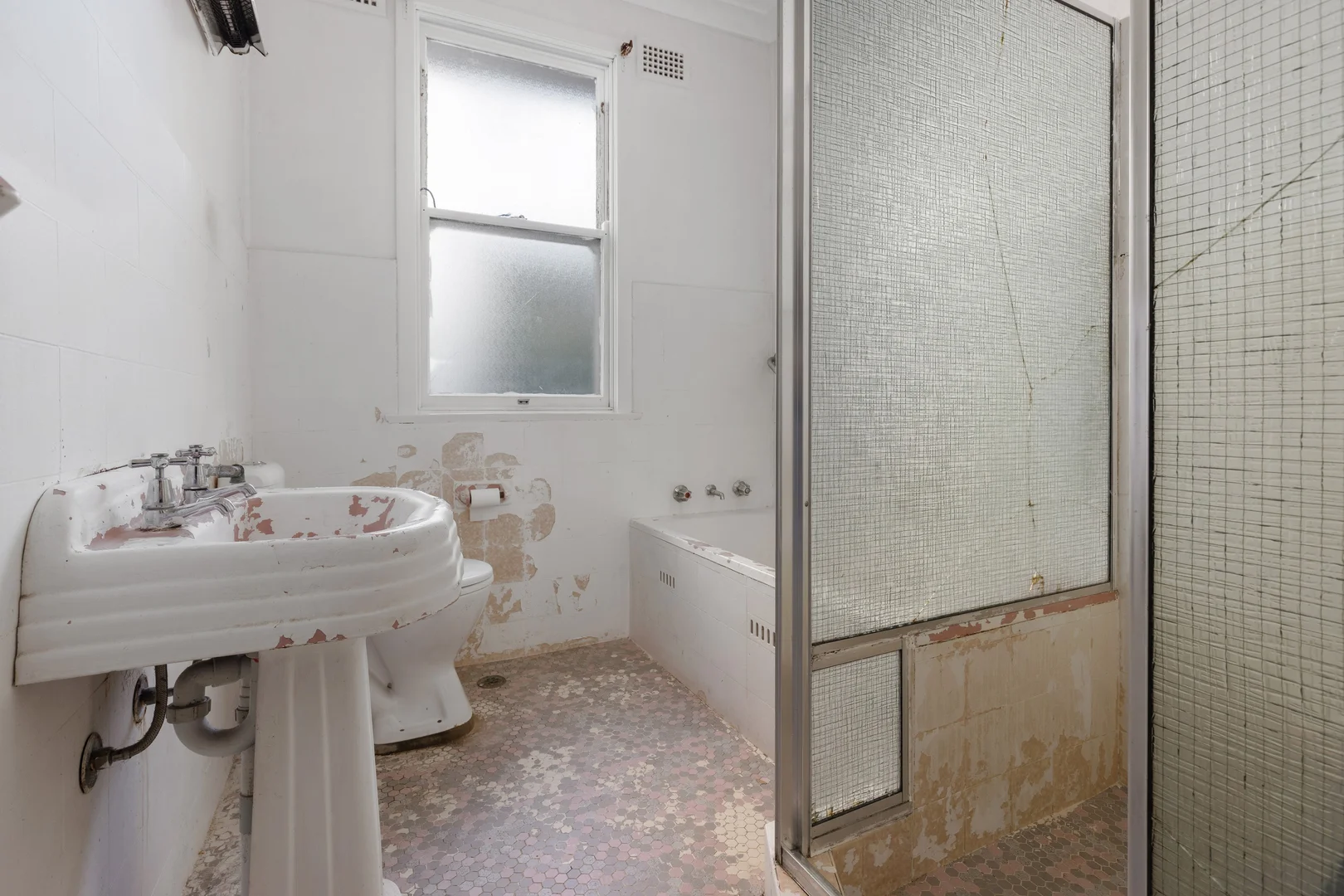 Additional image 18 of 4 Cross Street, Kyle Bay NSW 2221