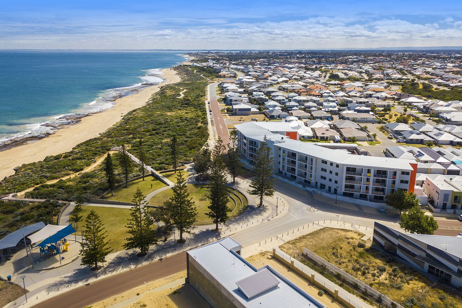 150 Boardwalk Boulevard, Seascapes Apartments, Halls Head WA 6210 Off