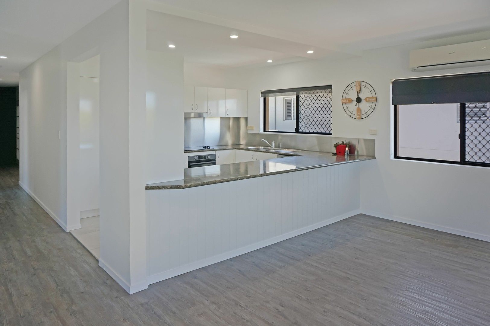 3 bedrooms Apartment / Unit / Flat in 2/28 Albert St SHELLY BEACH QLD, 4551