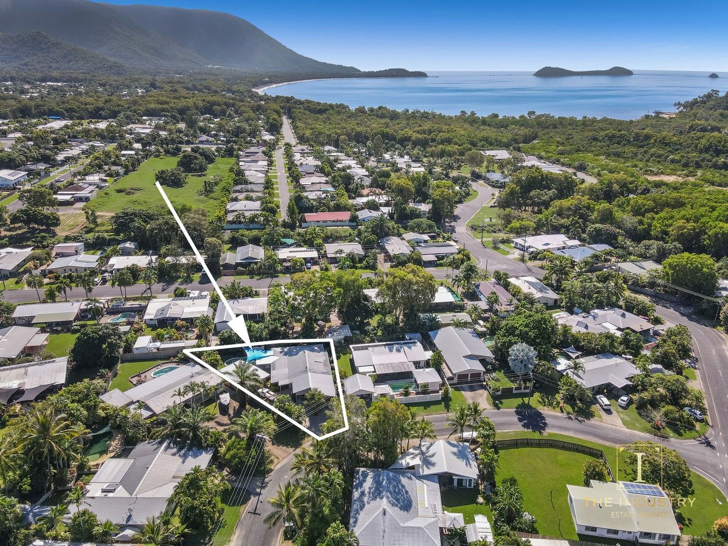 10 Volute Close, Trinity Beach QLD 4879, Image 2