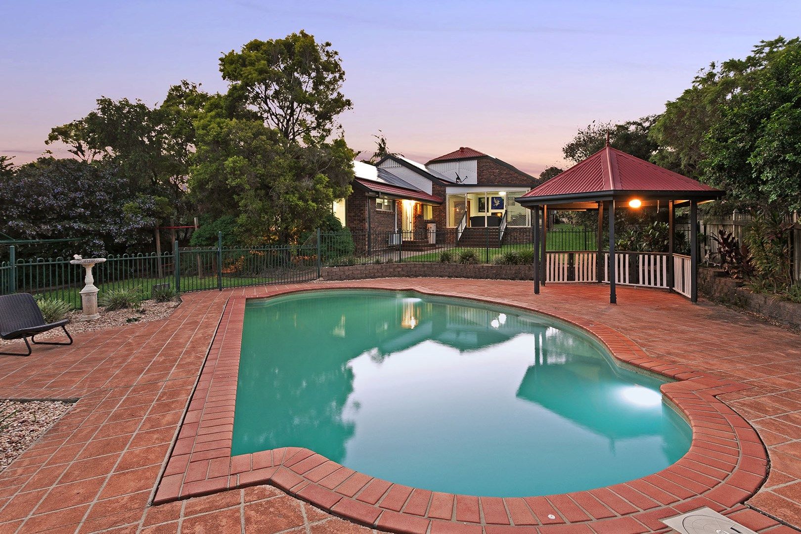 23 Avenue, Murrumba Downs Property History & Address