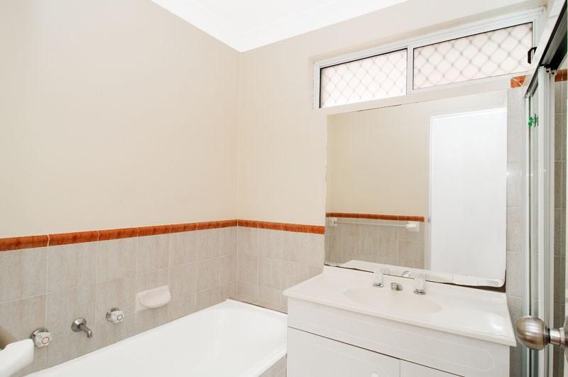 2/14 Wilfred Street, LIDCOMBE NSW 2141, Image 2