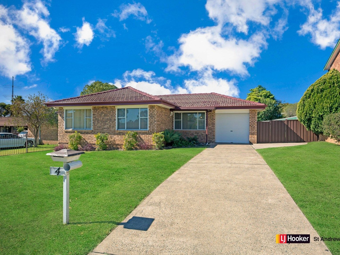 4 Kidd Place, Minto NSW 2566, Image 0