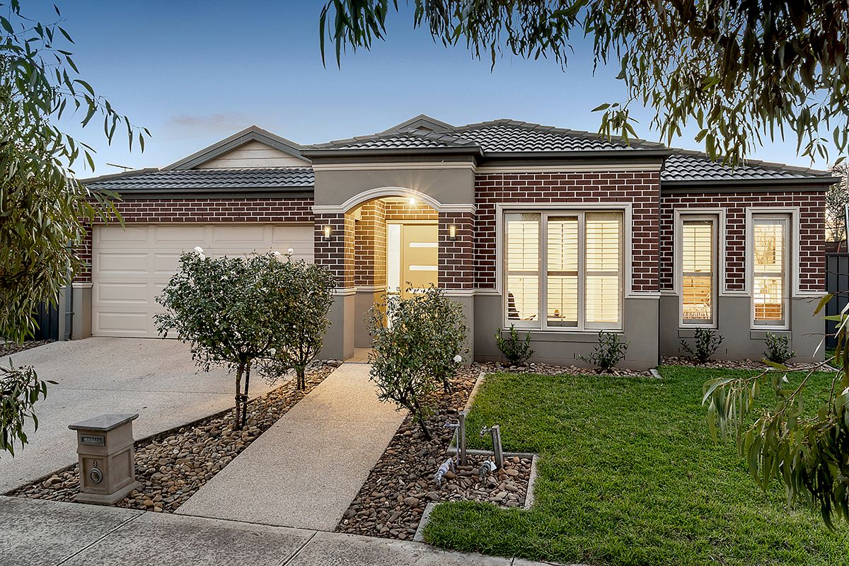 9 Northcroft Street, Craigieburn VIC 3064, Image 2