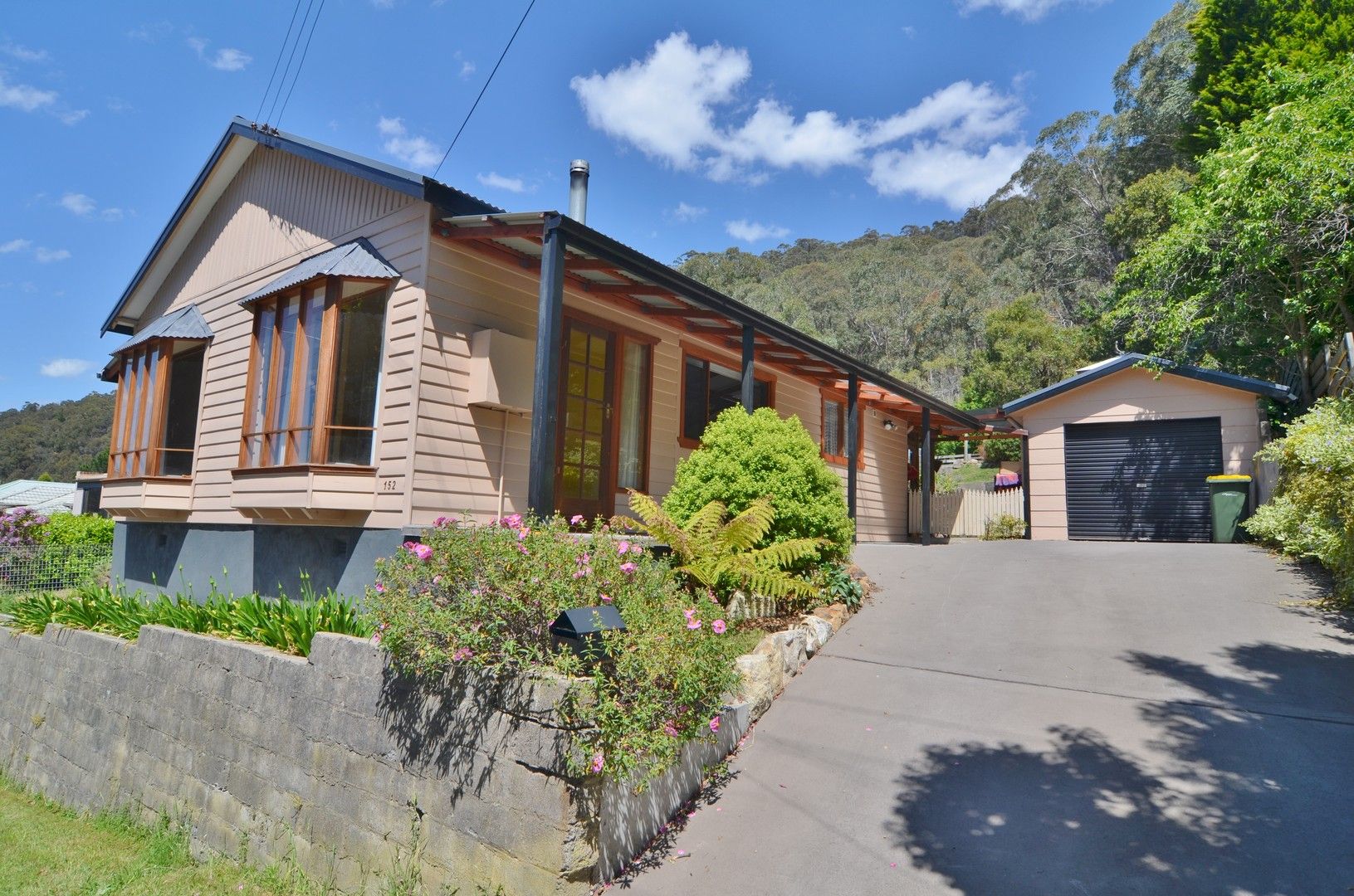 3 bedrooms House in 152 Macauley Street LITHGOW NSW, 2790