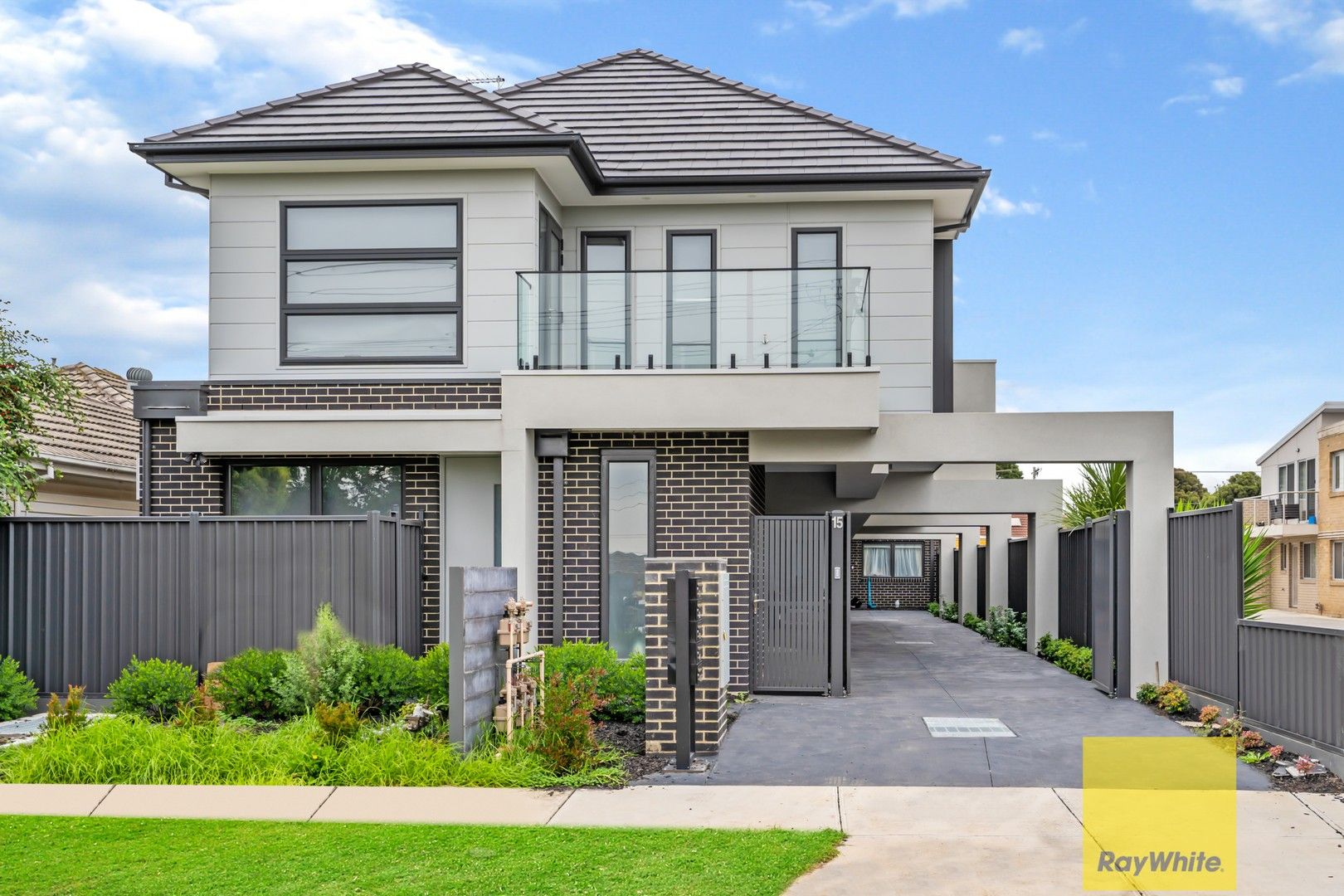 2 bedrooms House in 3/15 Tulloch Street DEER PARK VIC, 3023