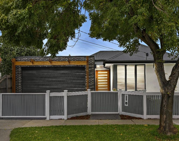 31 Napoleon Street, West Footscray VIC 3012