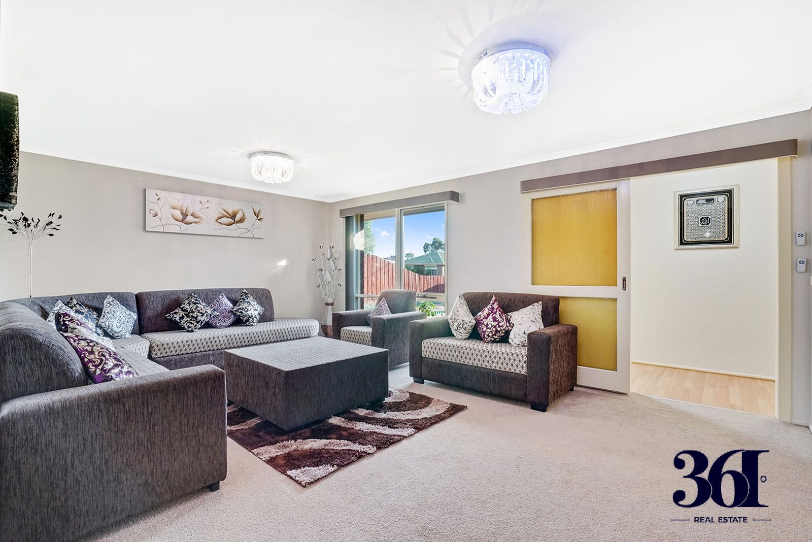 8 Burge Crescent, Hoppers Crossing VIC 3029, Image 2