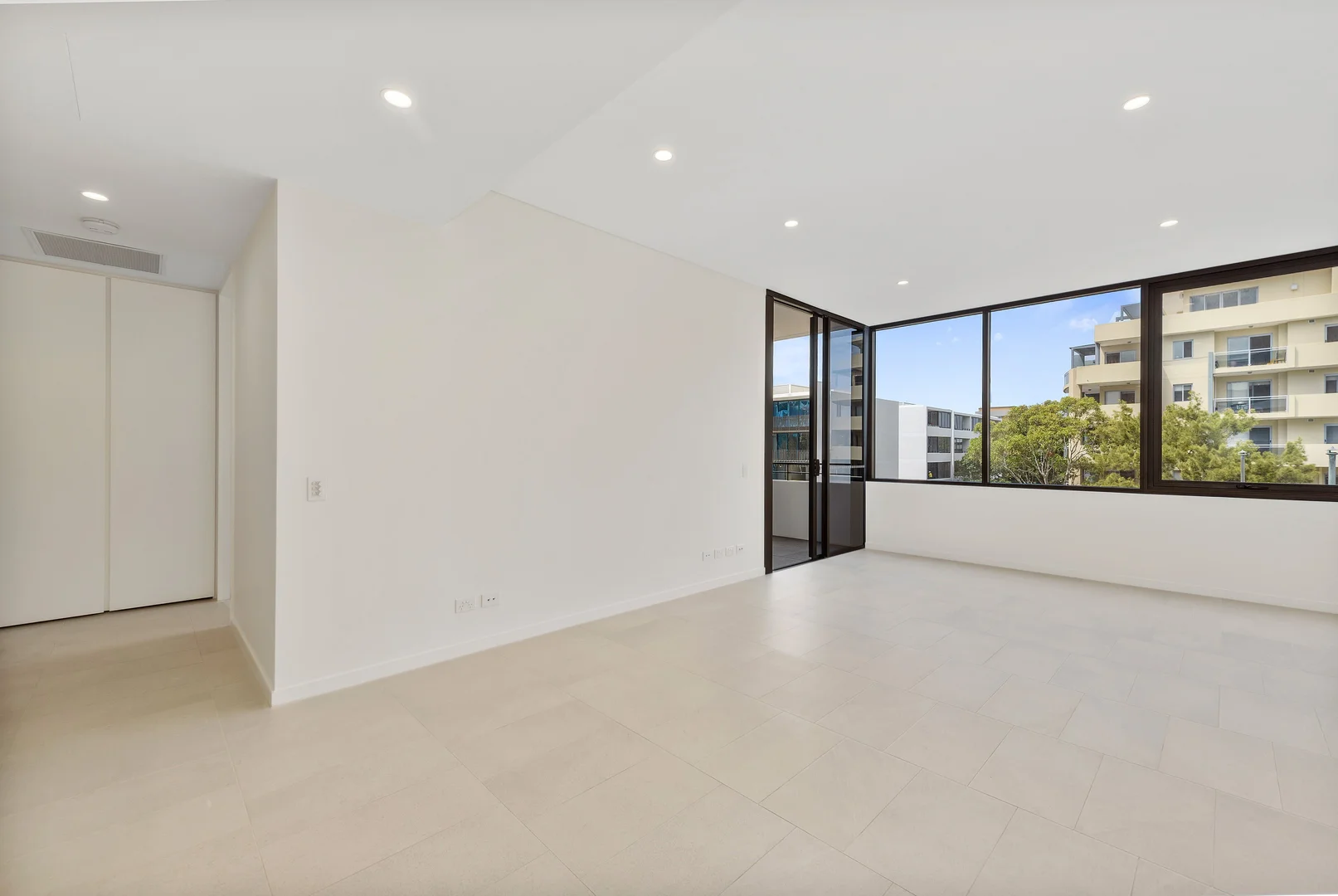 Additional image 2 of 1509/18 Ocean Street North, Bondi NSW 2026