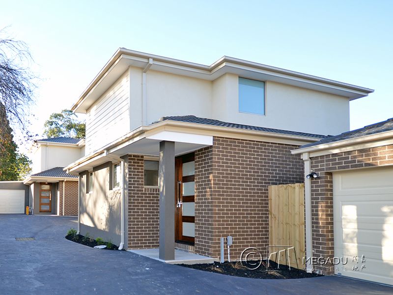 3 bedrooms Townhouse in 2/19 Luckie Street NUNAWADING VIC, 3131