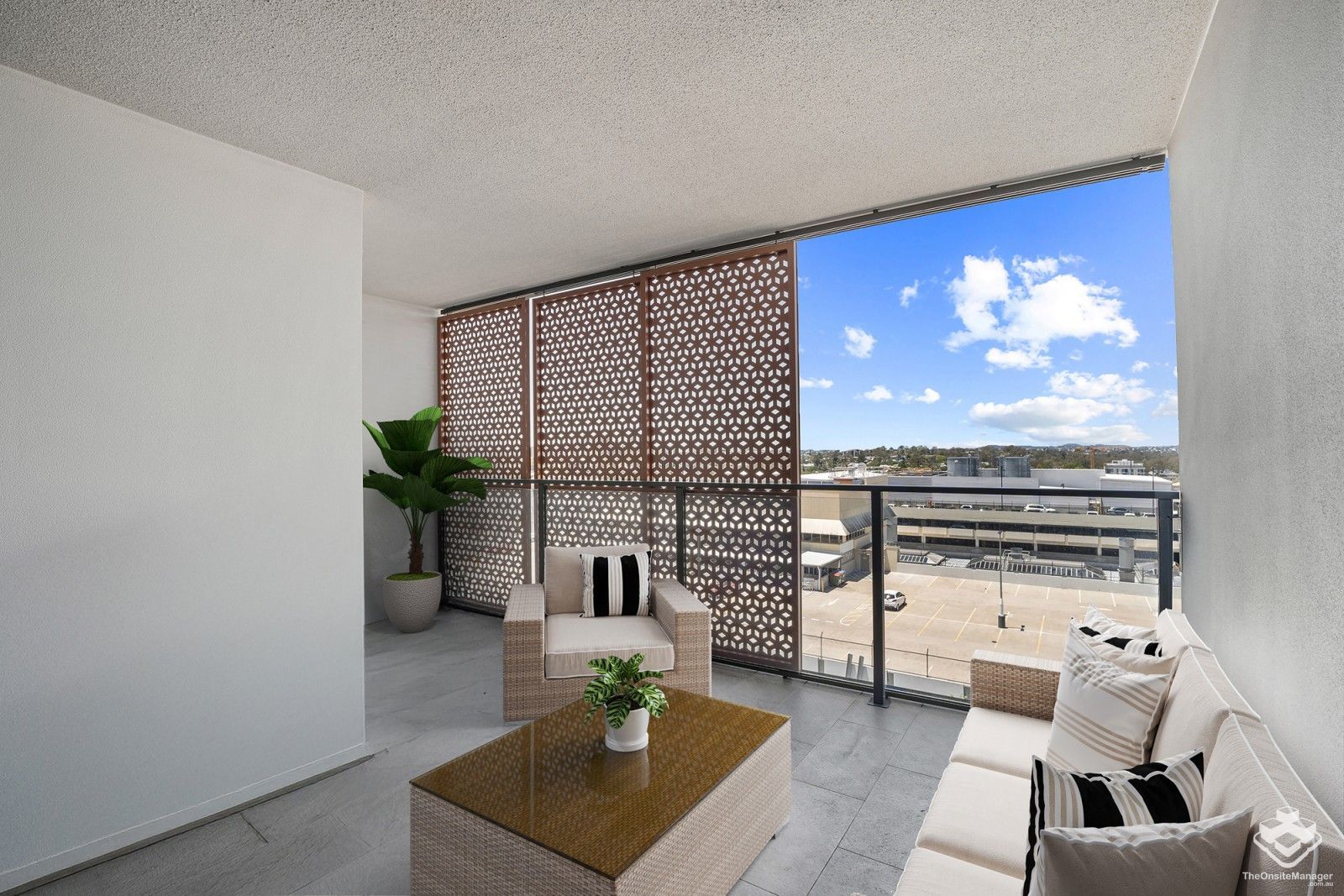 1 bedrooms Apartment / Unit / Flat in 606/125 Station Road INDOOROOPILLY QLD, 4068