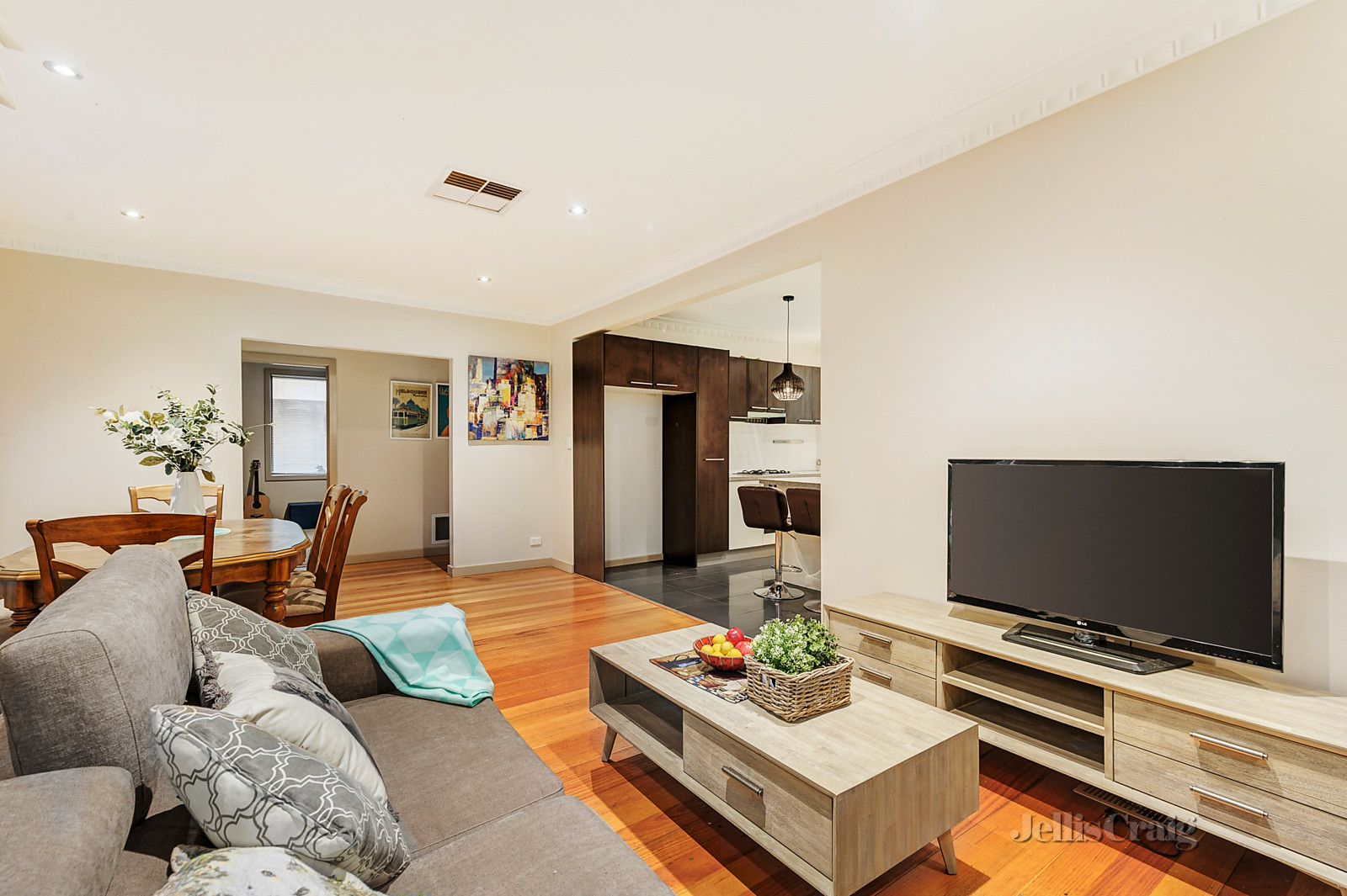 2/1 Panel Street, Mitcham VIC 3132, Image 2