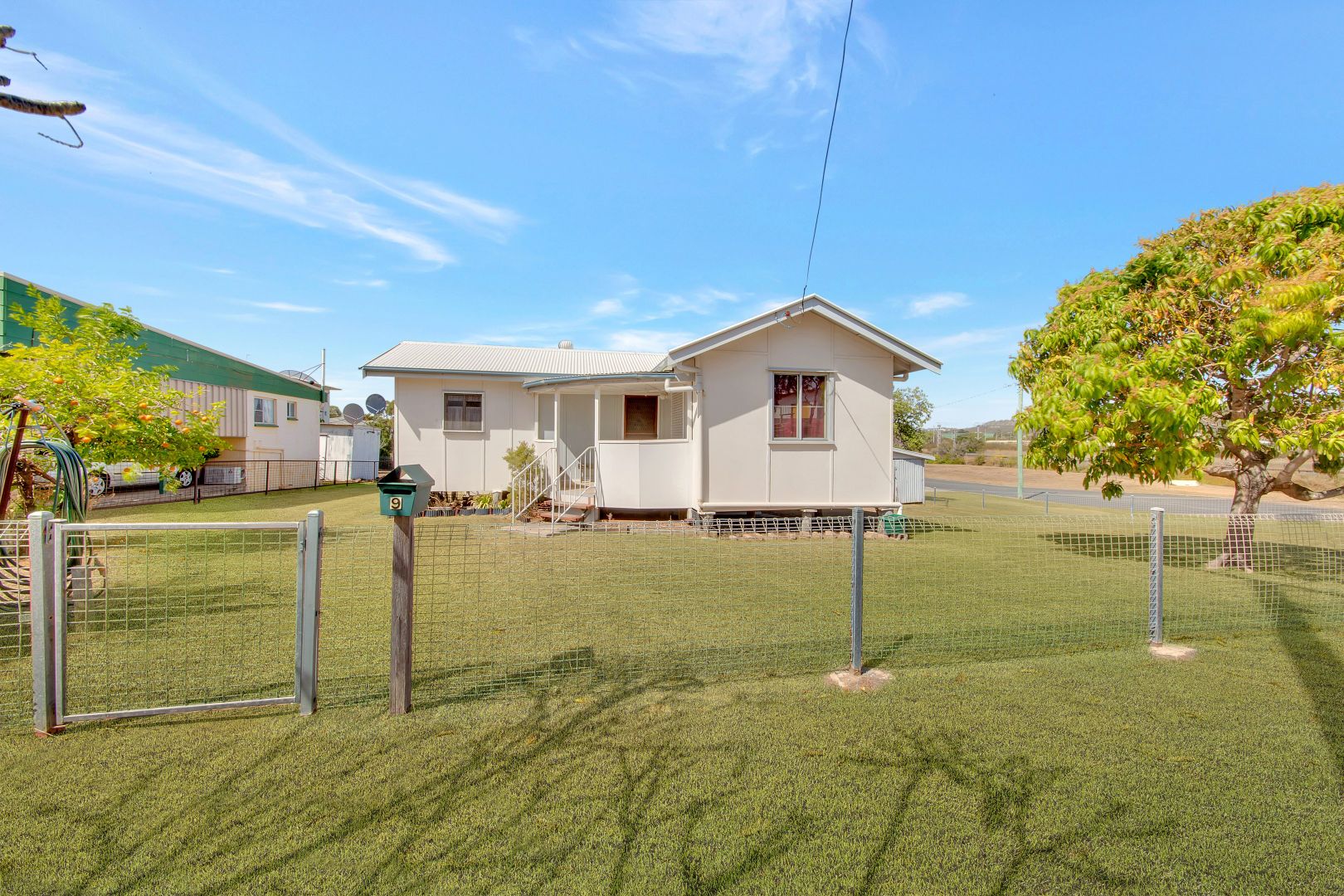 9 YOUNG STREET, Barney Point QLD 4680, Image 1