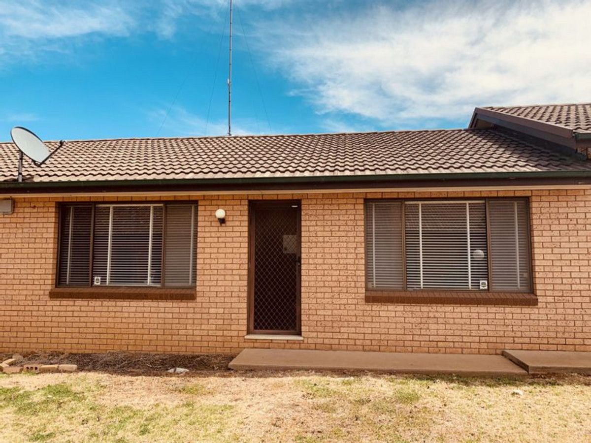 2 bedrooms Apartment / Unit / Flat in 2/5 Opal Street DUBBO NSW, 2830