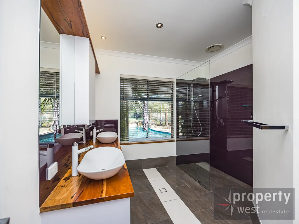 Additional image 20 of 6 Seminara Place, Mariginiup WA 6078
