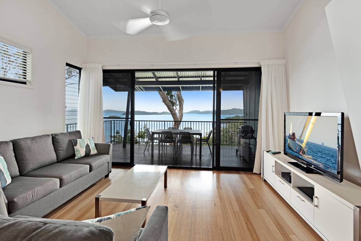 Picture of Panorama 1/7 Acacia Drive, HAMILTON ISLAND QLD 4803