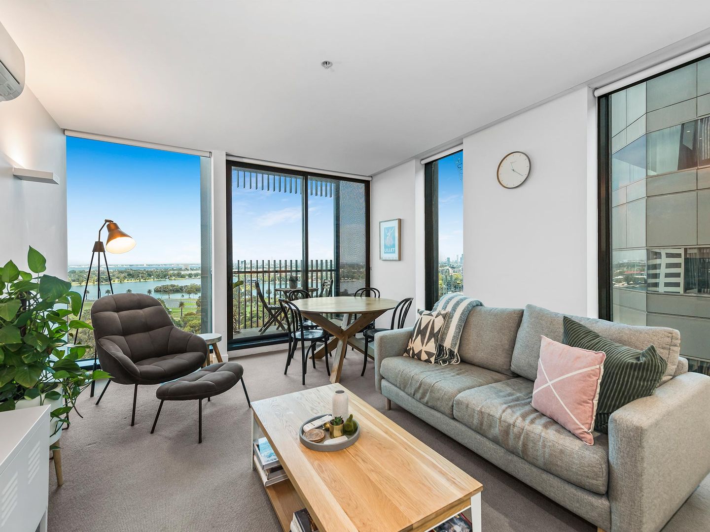 1211/470 St Kilda Road, Melbourne 3004 VIC 3004, Image 1