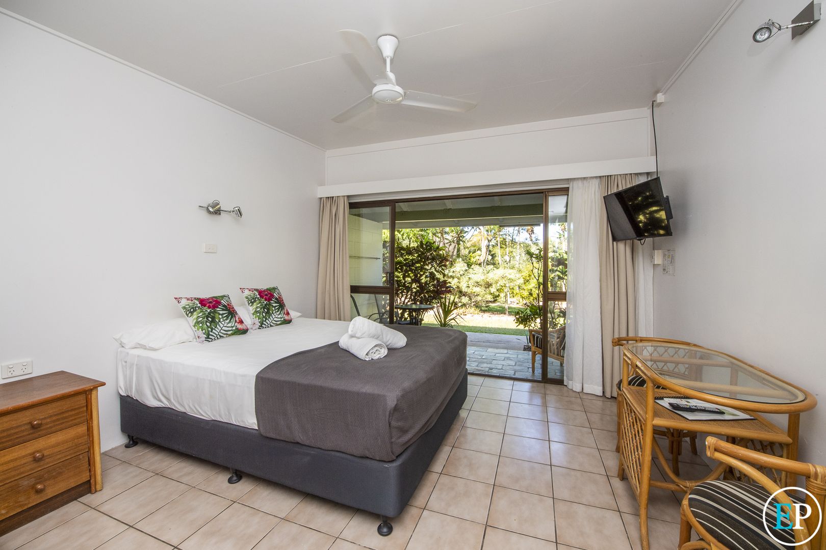 6/61-79 Mandalay Avenue, Nelly Bay QLD 4819, Image 2