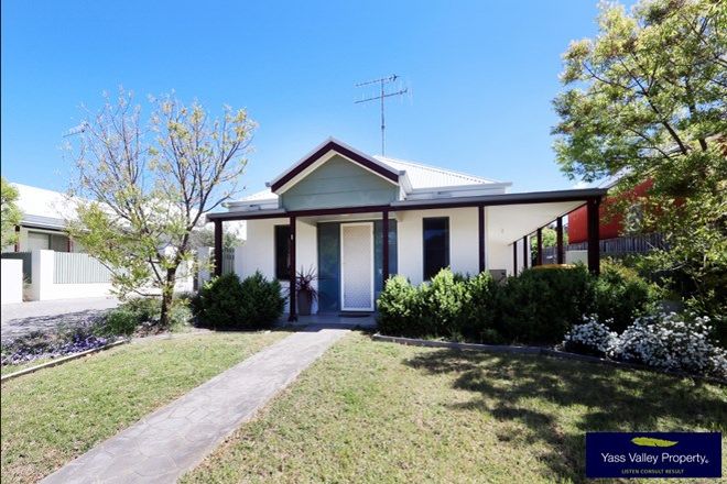 Picture of 1/37 Dutton St, YASS NSW 2582