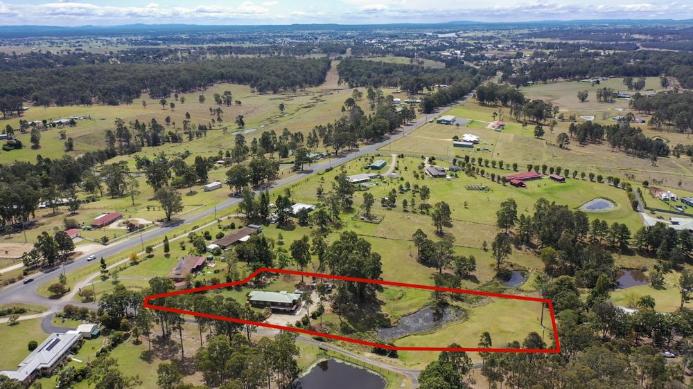 4 Kythera Place, Elland Property History & Address Research Domain