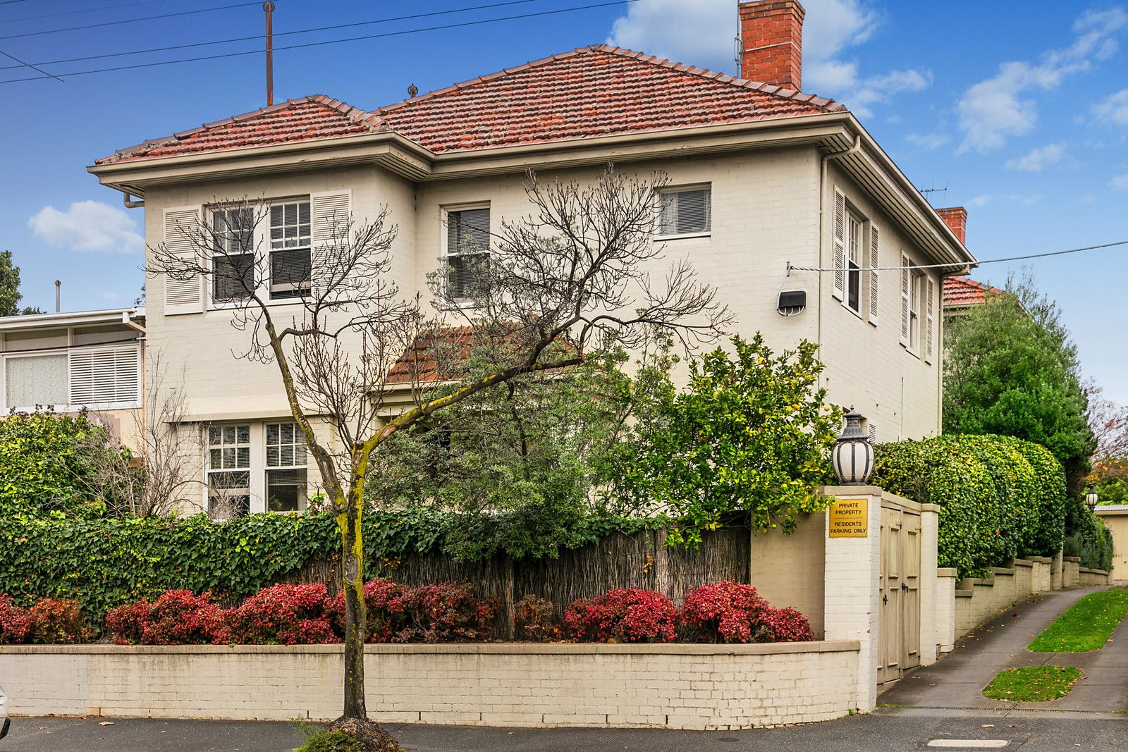 1 bedrooms Apartment / Unit / Flat in 9/666 High Street PRAHRAN VIC, 3181