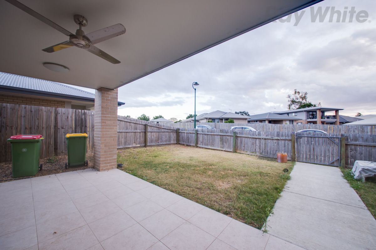 1&2/11 Southland Street, Leichhardt QLD 4305, Image 2