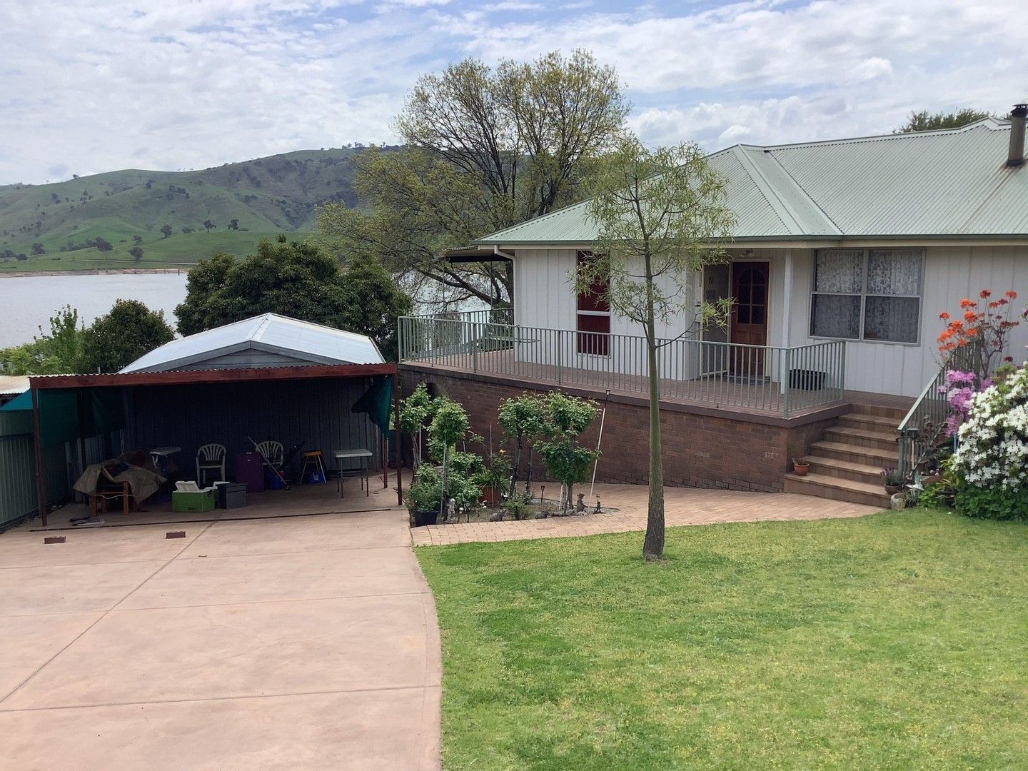 3 bedrooms House in 37 Jillico Avenue TALLANGATTA VIC, 3700