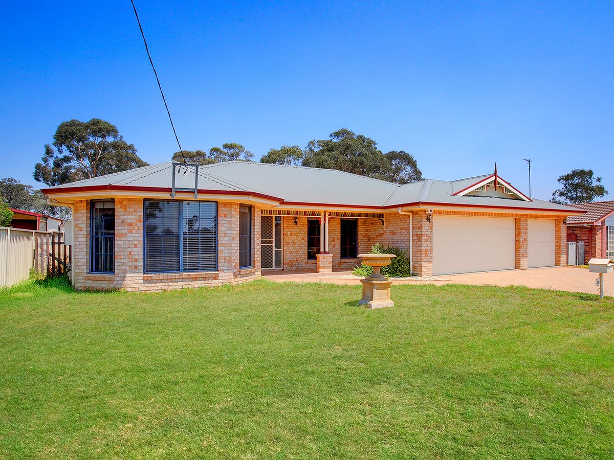 18 Collins Street, Marulan NSW 2579, Image 0