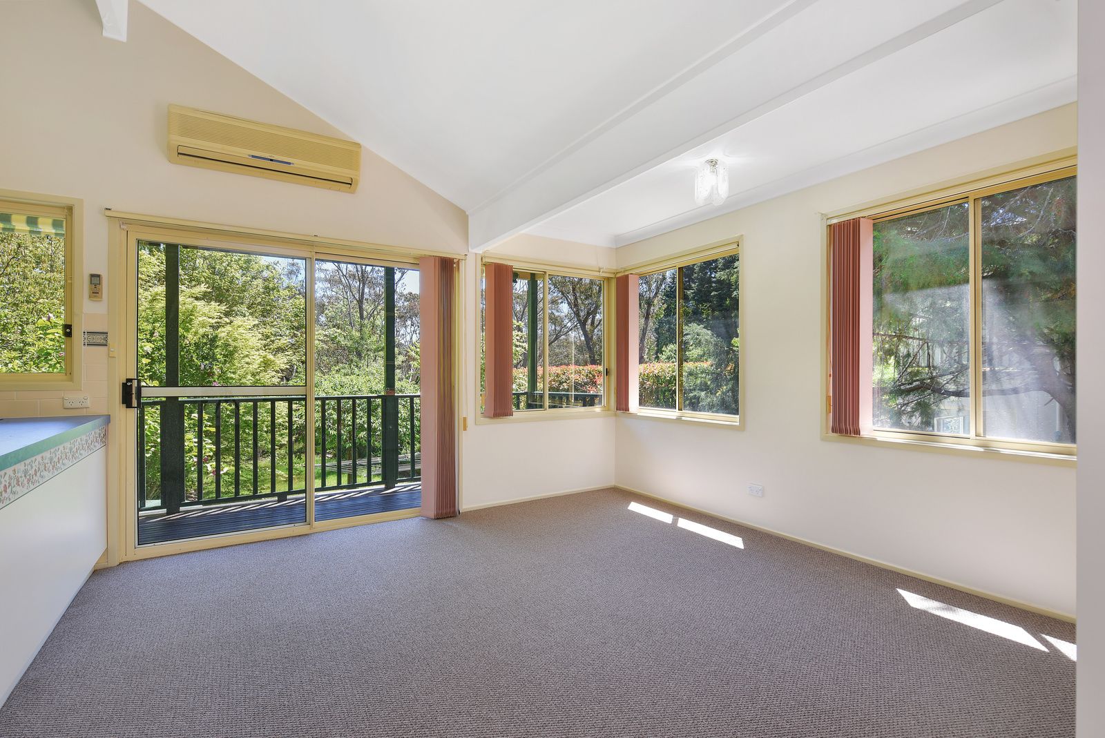 59 Jersey Avenue, Leura NSW 2780, Image 2