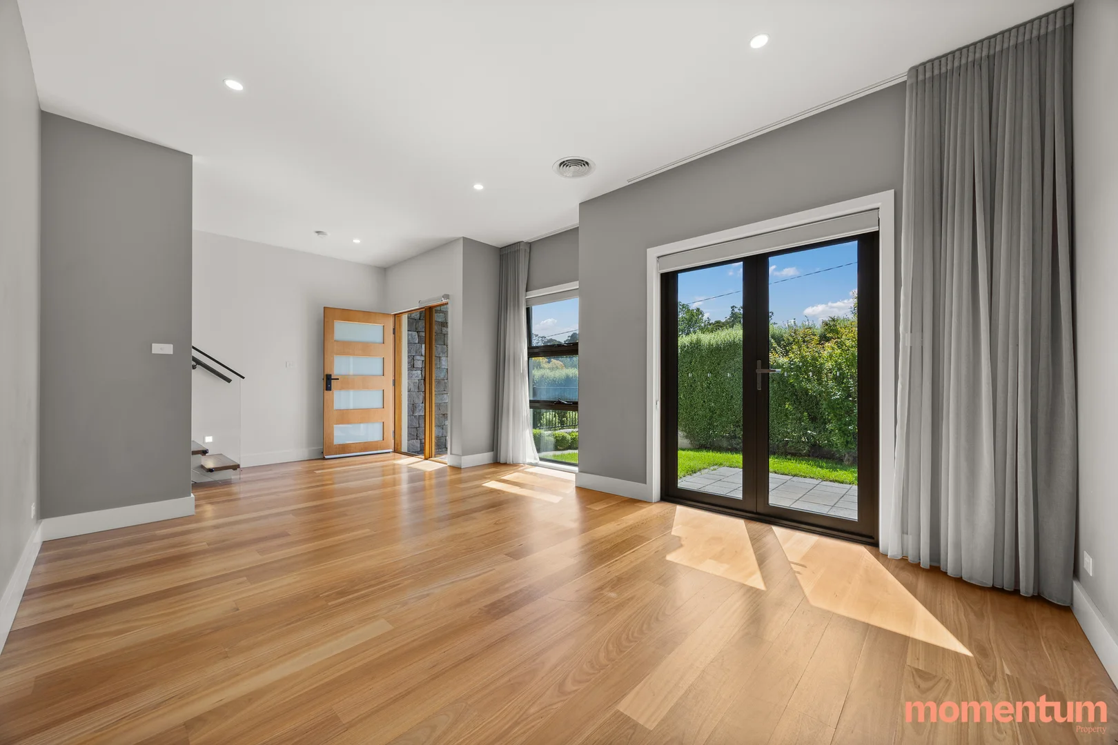 Additional image 3 of 2/10 Gilmore Crescent, Garran ACT 2605