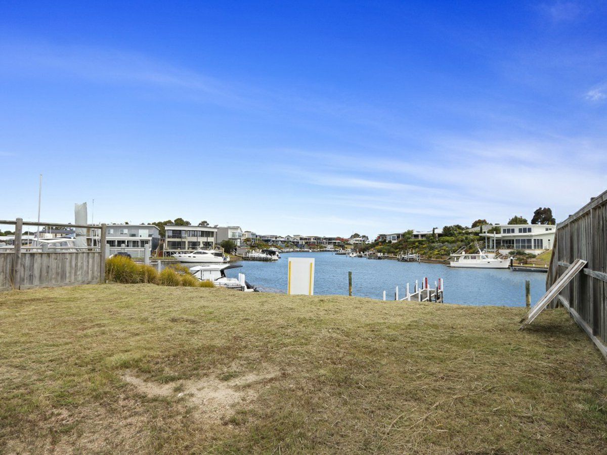 27 Driftwood Close, Paynesville VIC 3880, Image 2