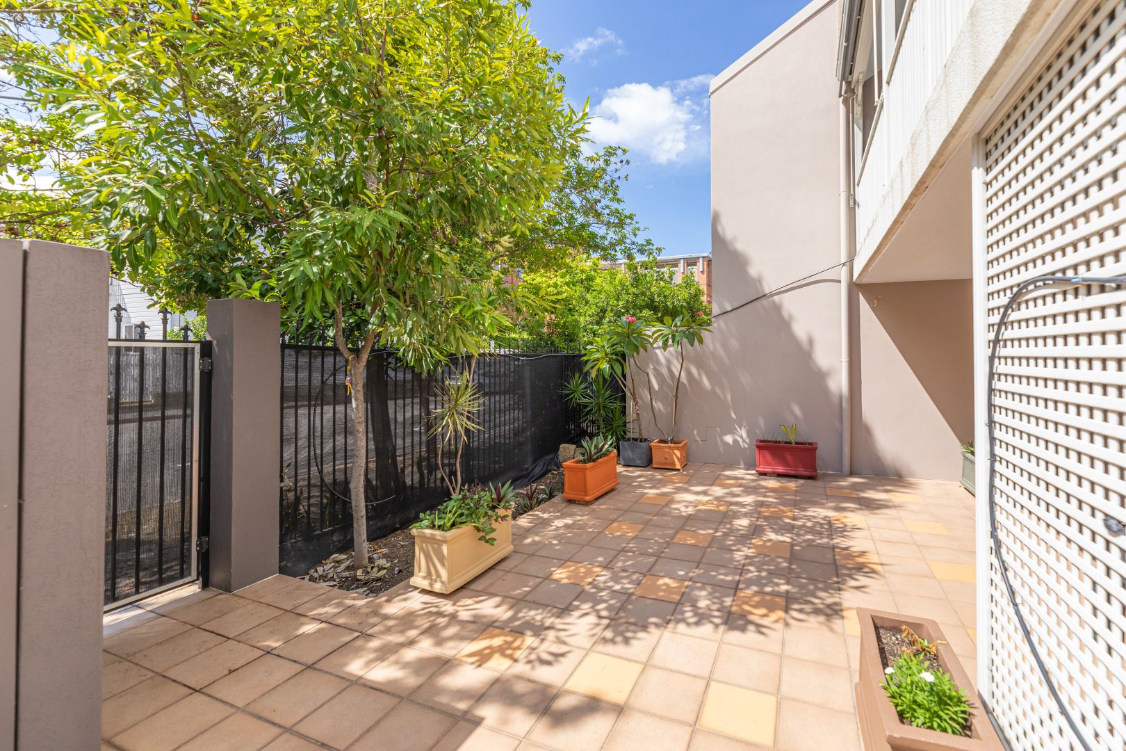 4/37 THORNBURY STREET, Spring Hill QLD 4000, Image 2