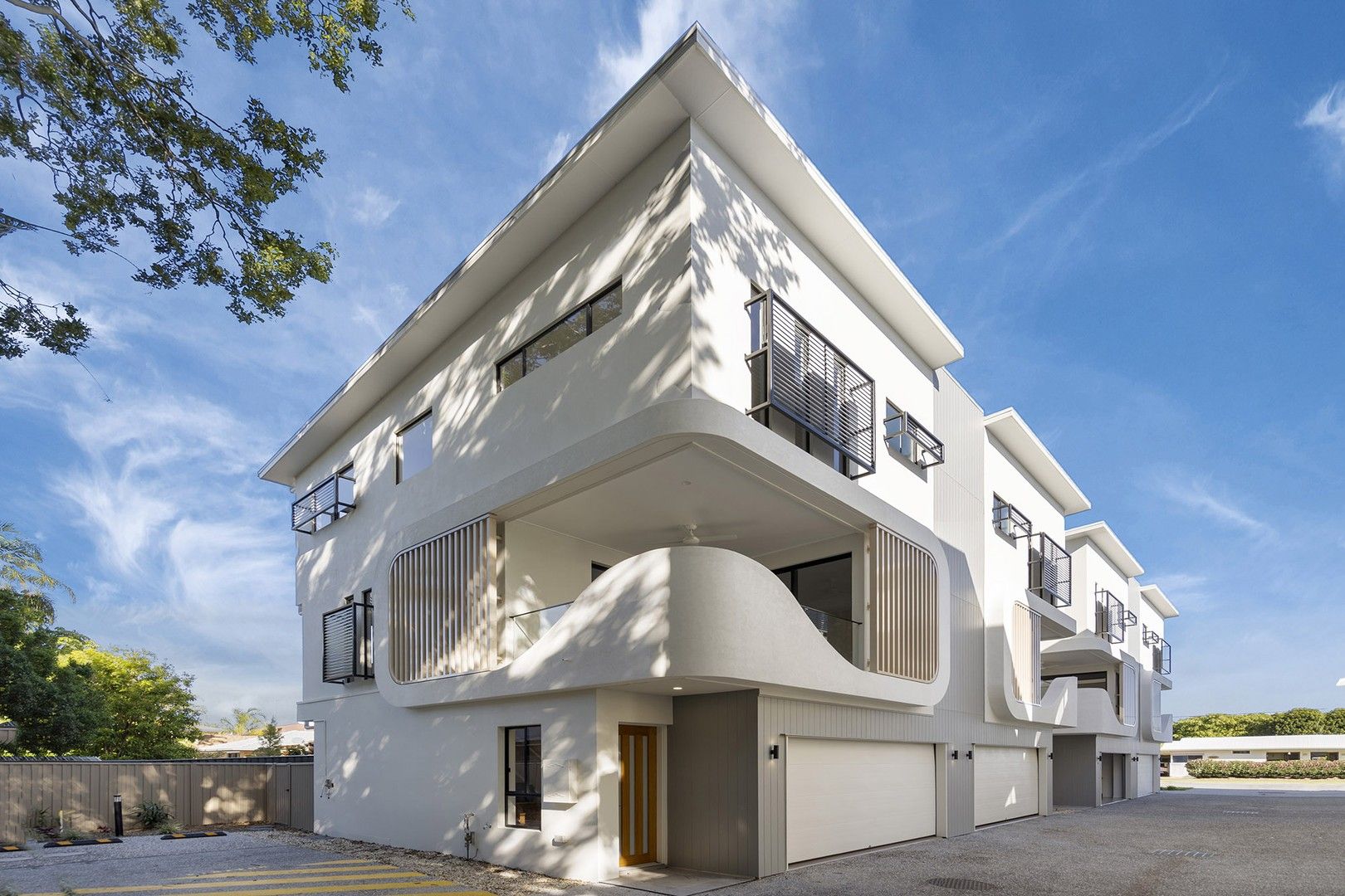 4 bedrooms Townhouse in 4/15 Meyer Street SOUTHPORT QLD, 4215