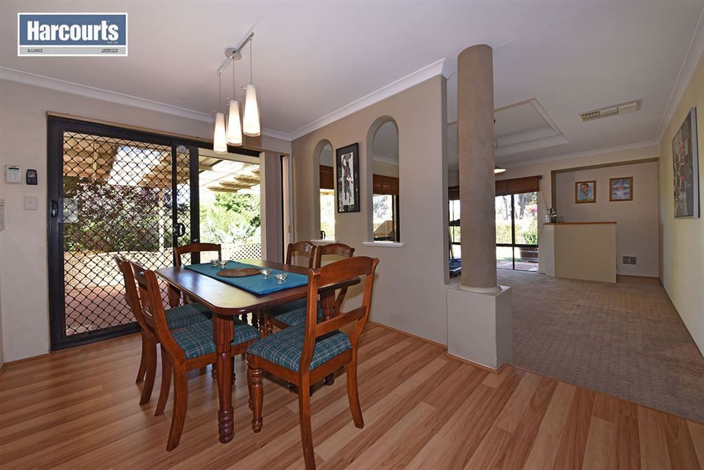 6 Horizon Place, Edgewater WA 6027, Image 2