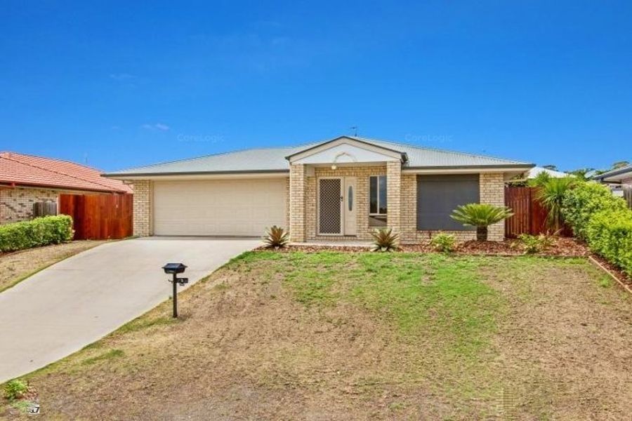 4 bedrooms House in 8 Bulloo Street GLENVALE QLD, 4350